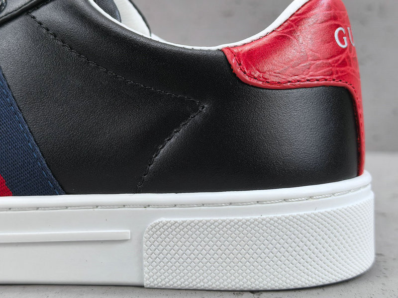 G*u*i ace sneakers