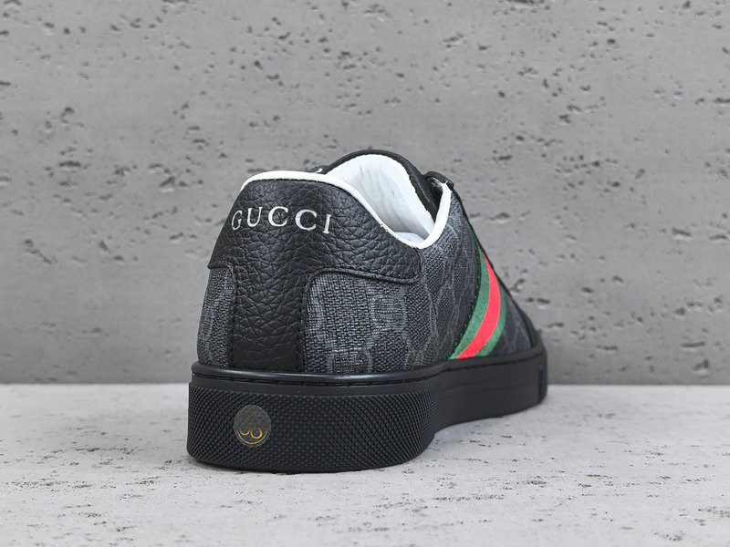 G*u*i ace sneakers