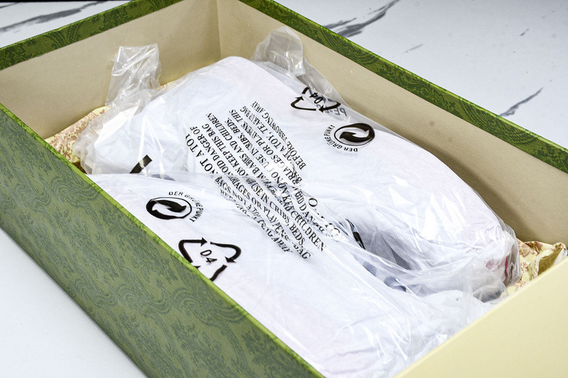 G*u*i ace sneakers