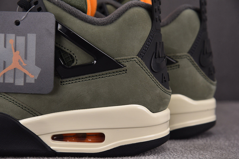 UNDEFEATED x Air Jordan 4 2025 IB1519-200