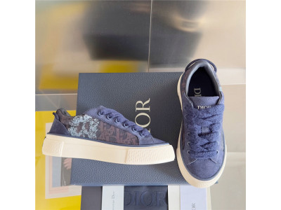 DR B33 SNEAKER